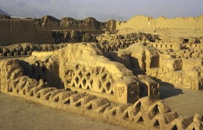 In terms of its form and design, the archaeological site still expresses truthfully the essence of the monumental urban landscape of the former Chimú capital.