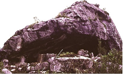 Principal huaca at Killarumiyoc with carved area symbolizing radiating light and the moon.