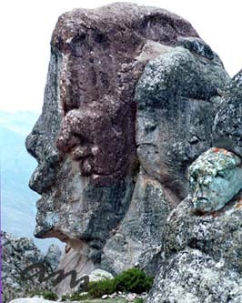 Stone heads at Markawasi.